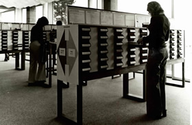 Students using the card catalogue at Robertson Library, 1970s